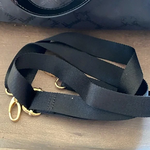 Harrods Glossy Black Handle Shoulder Bag - Picture 5 of 5